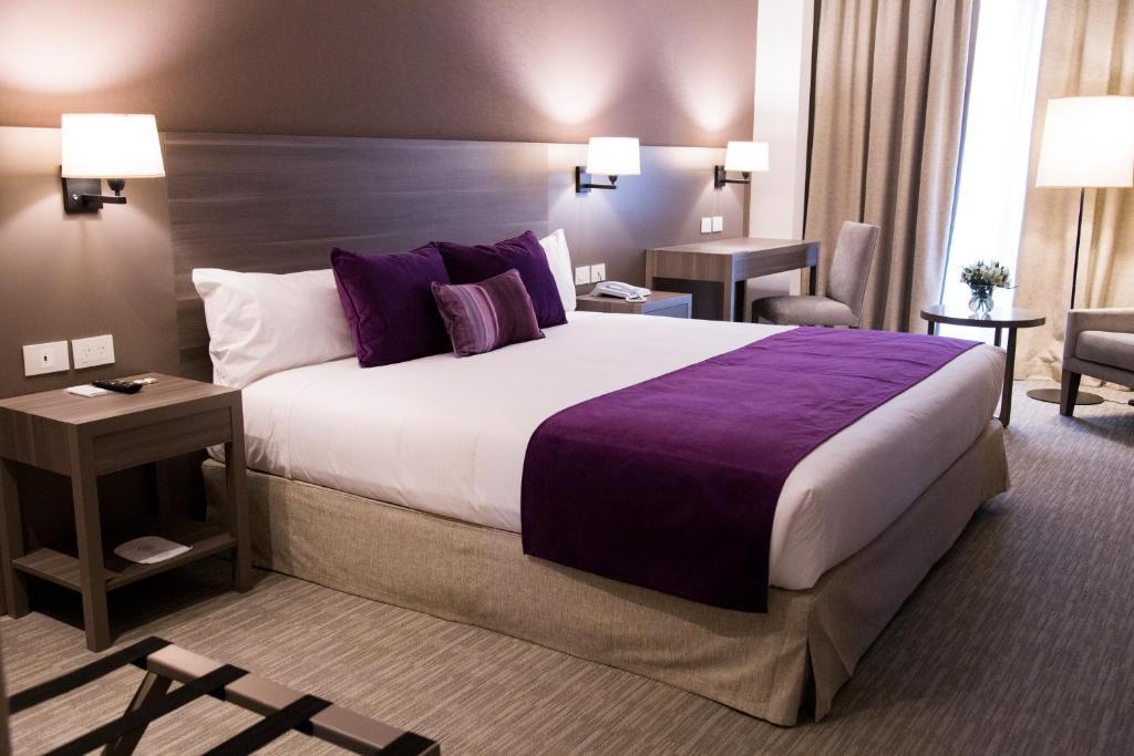 Land Plaza Hotel Bahía Blanca Kültér fotó
